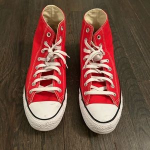 Men’s lightly used converse